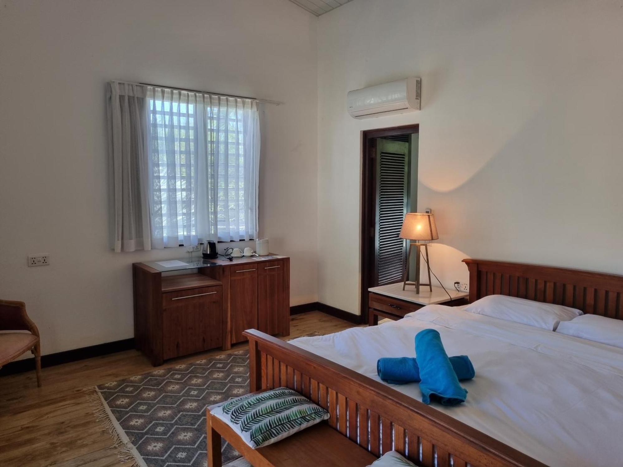Shanti Ghar Guest House Тамарин Екстериор снимка