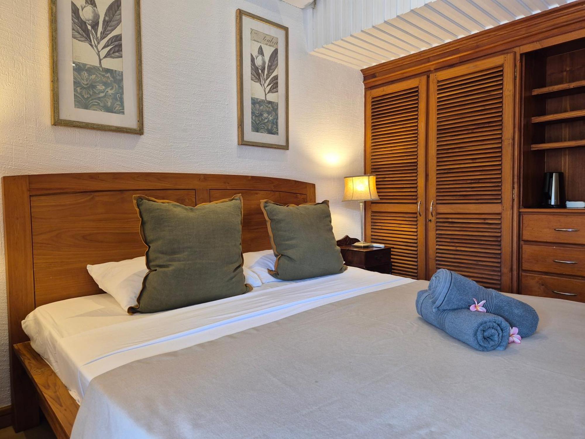 Shanti Ghar Guest House Тамарин Екстериор снимка
