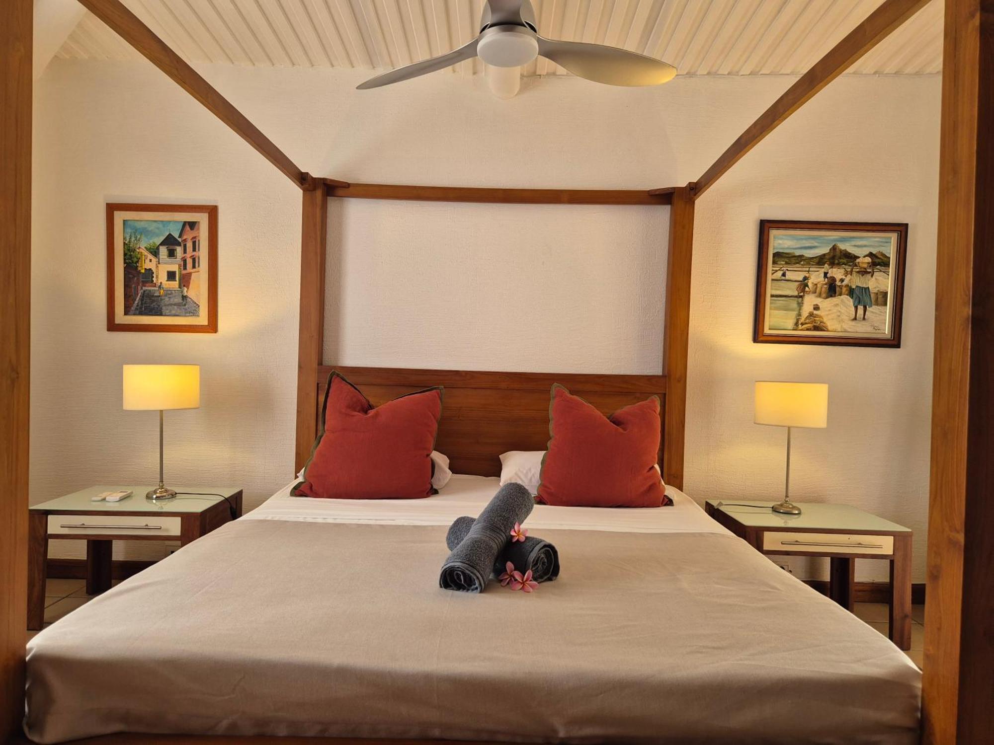 Shanti Ghar Guest House Тамарин Екстериор снимка