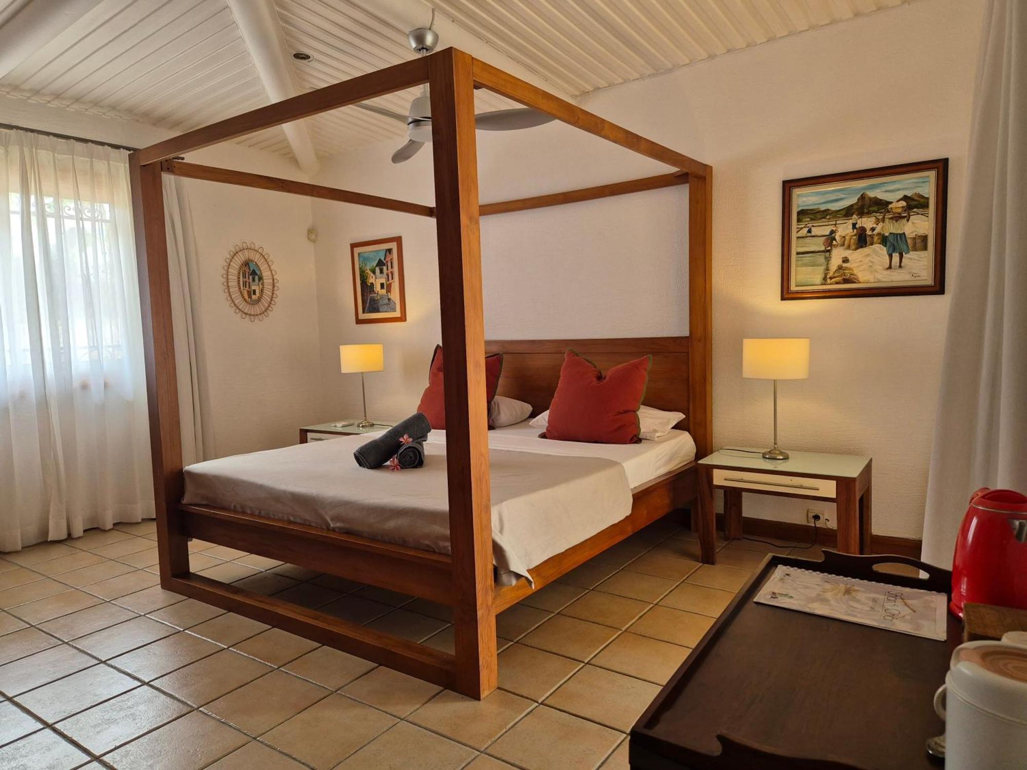 Shanti Ghar Guest House Тамарин Екстериор снимка