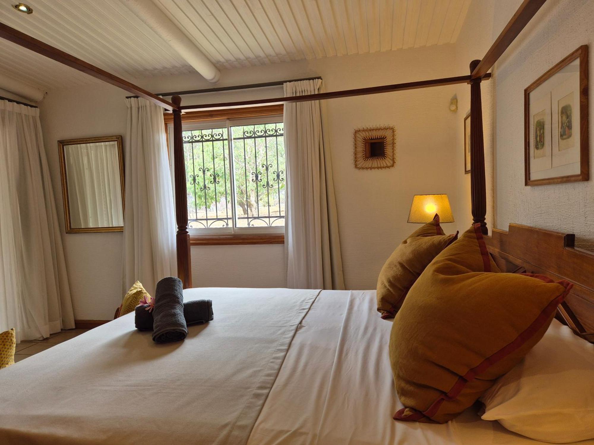 Shanti Ghar Guest House Тамарин Екстериор снимка