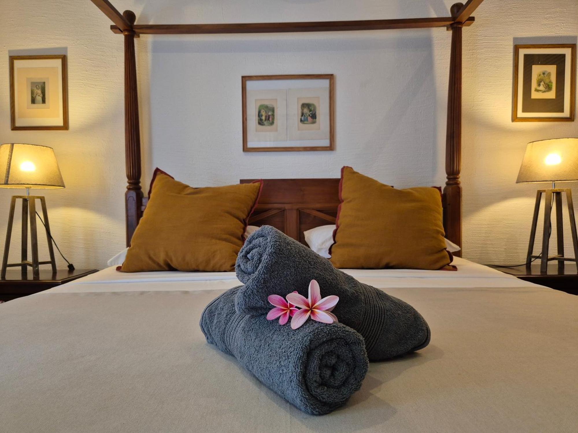 Shanti Ghar Guest House Тамарин Екстериор снимка